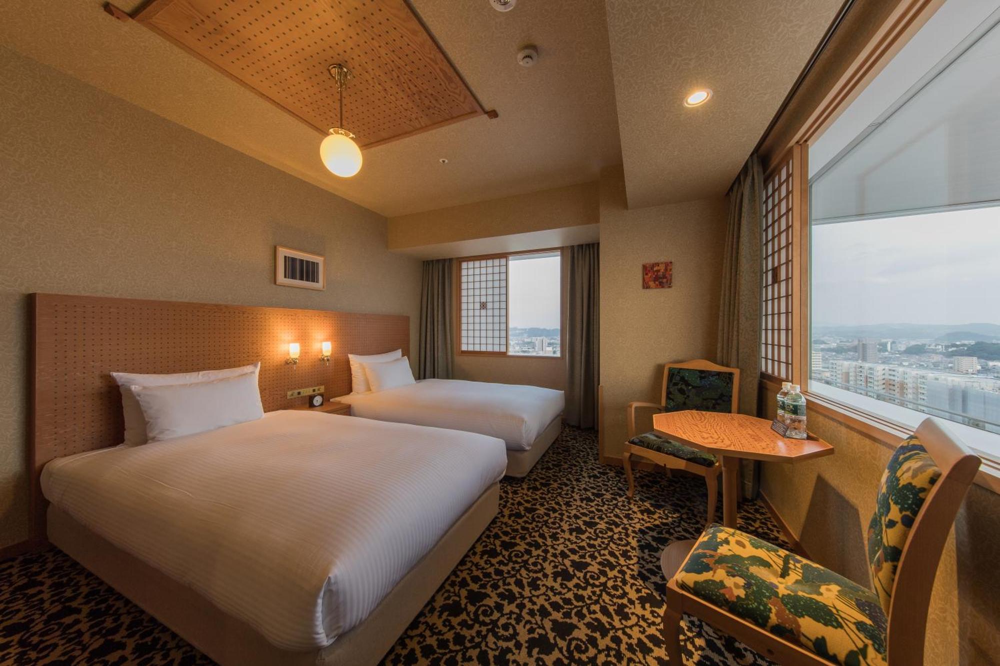 Jr Kyushu Blossom