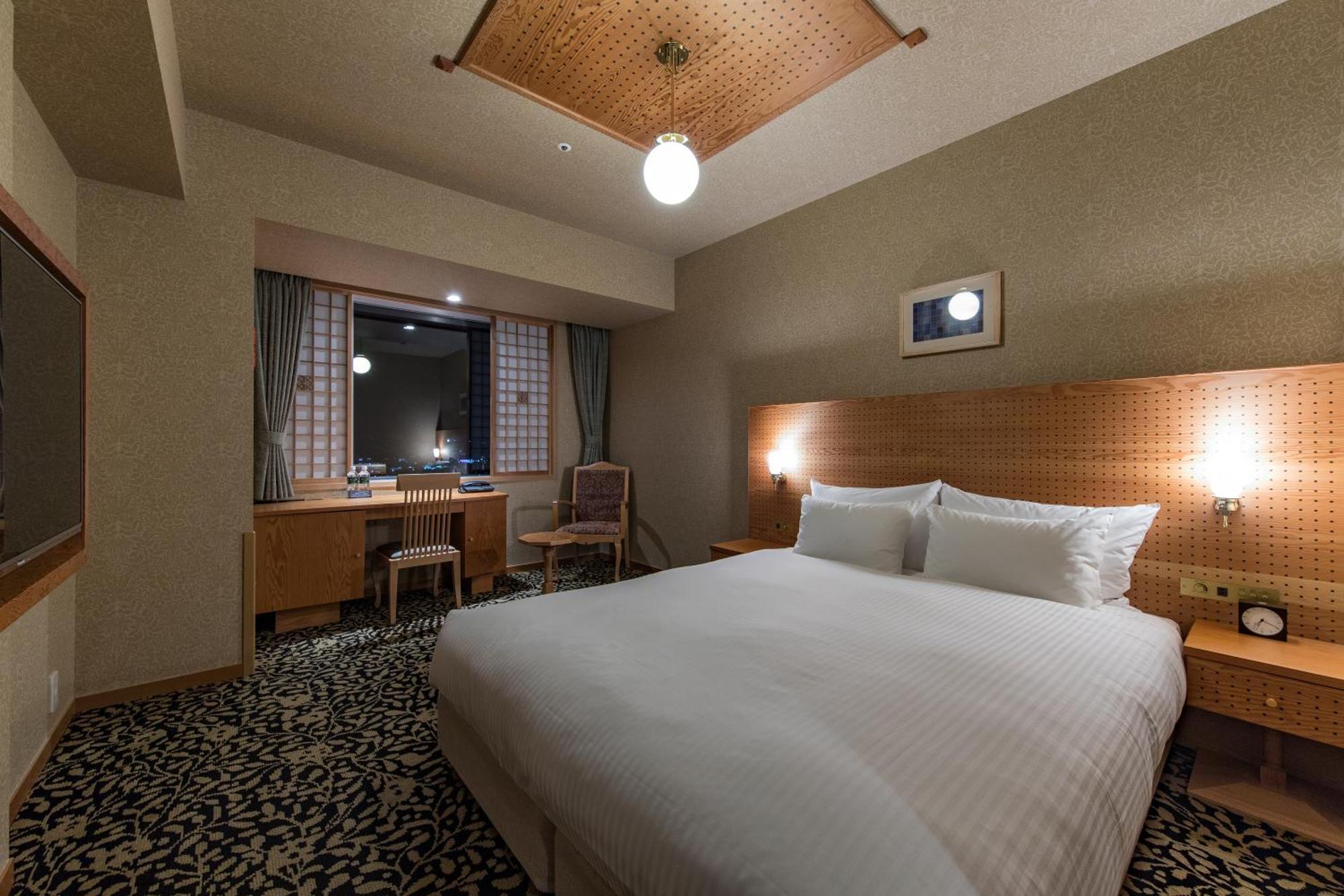 Jr Kyushu Blossom Hotel 4*